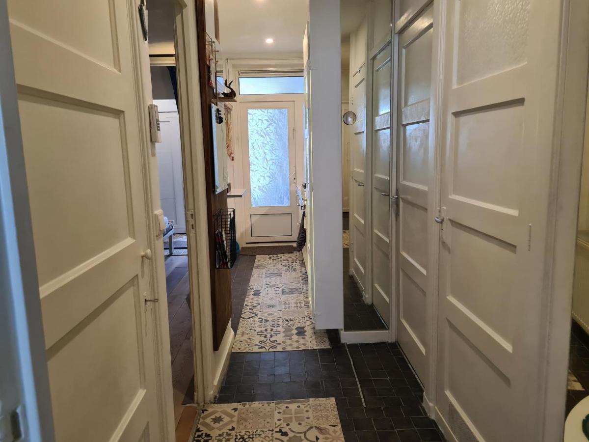 1 Bedroom 15 Min By Tram To Amsterdam Centre! Exterior photo