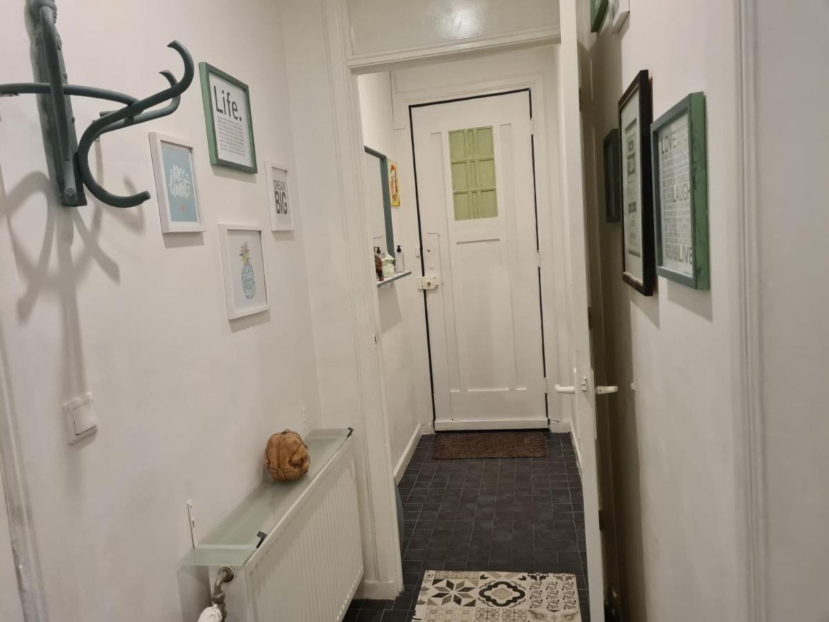 1 Bedroom 15 Min By Tram To Amsterdam Centre! Exterior photo