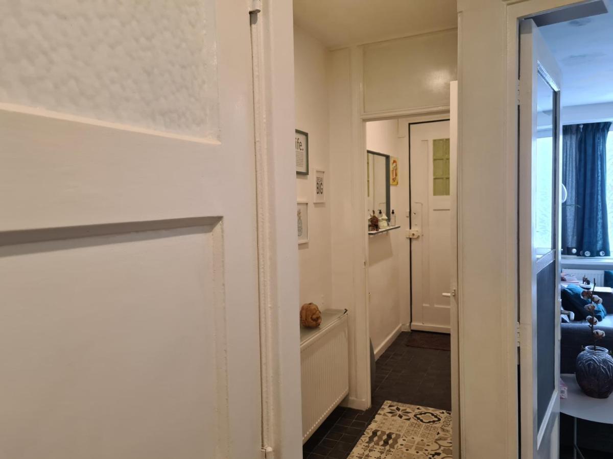 1 Bedroom 15 Min By Tram To Amsterdam Centre! Exterior photo