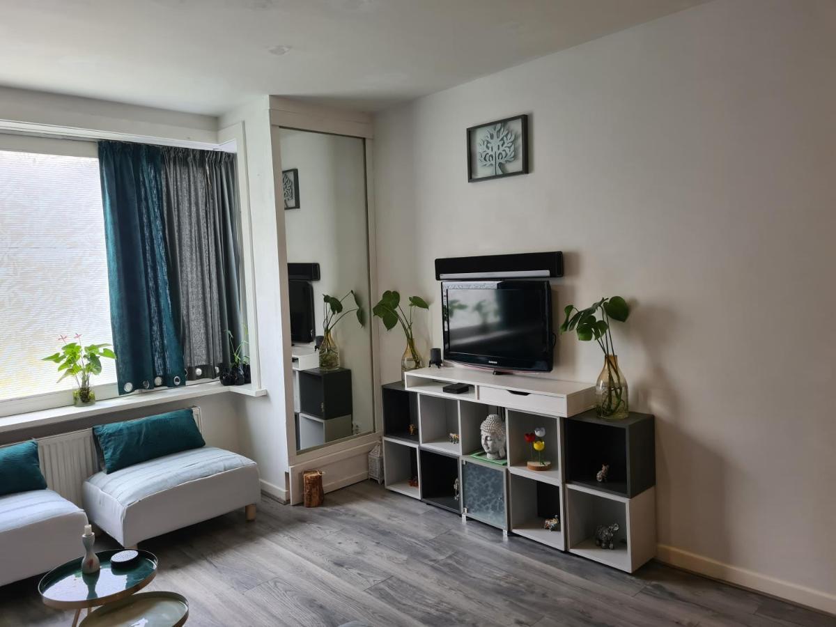 1 Bedroom 15 Min By Tram To Amsterdam Centre! Exterior photo